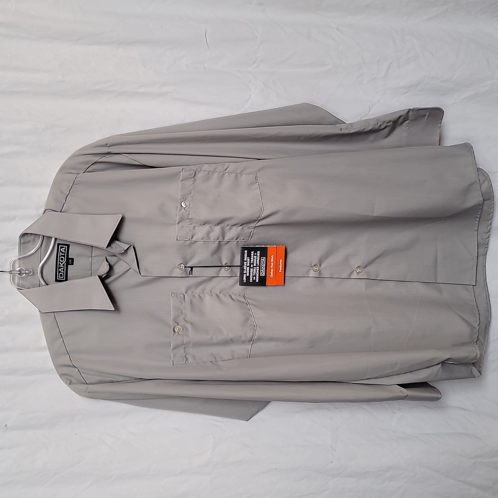 😍 Dakota L gray shirt NWT😍